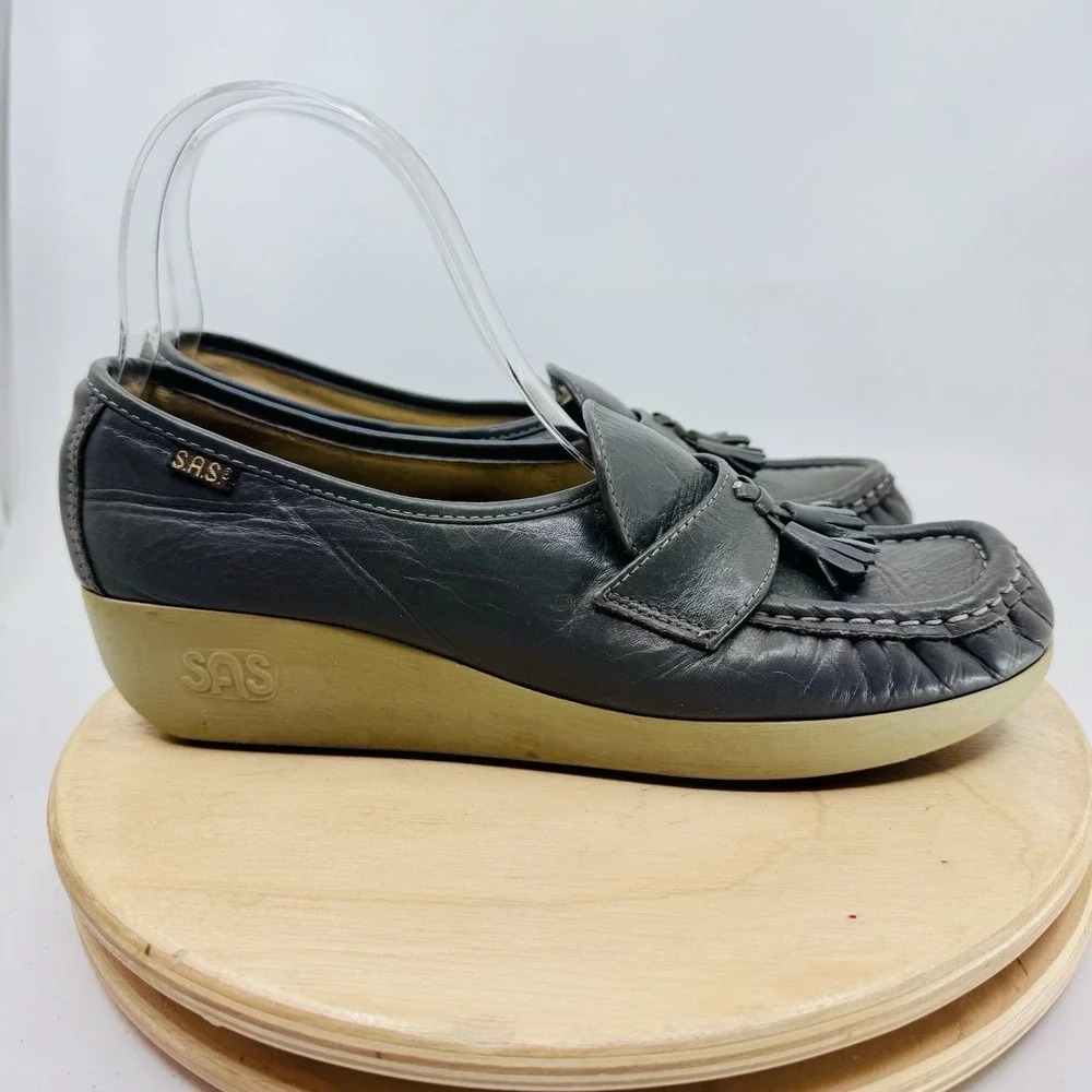 SAS Softie Loafers Shoes Womens 8.5 S Gray Leather Tassel Kiltie Comfort